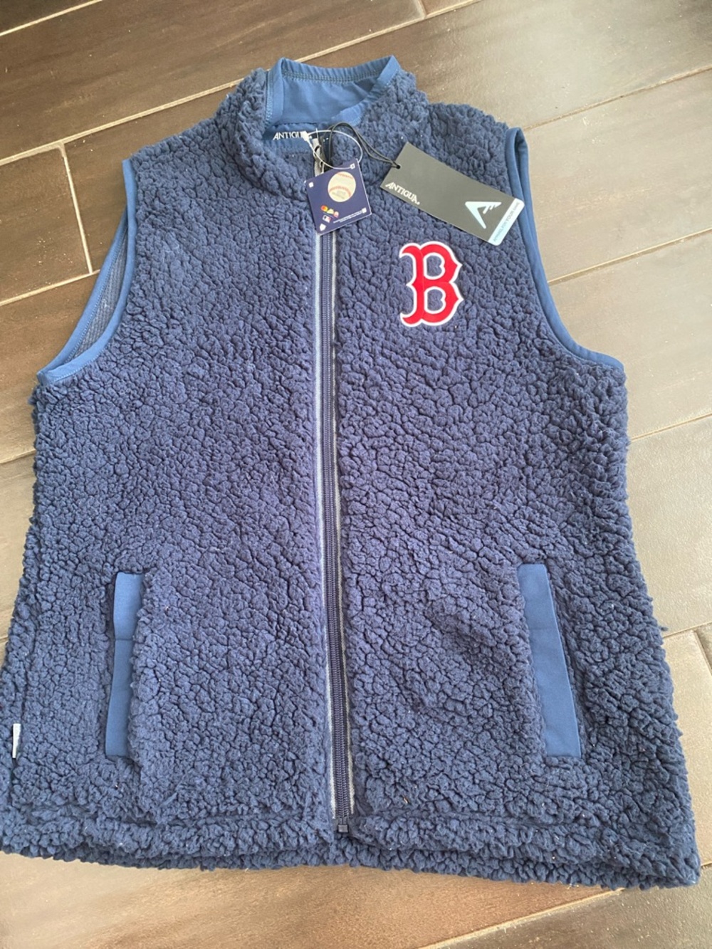 Boston Red Sox Sherpa Vest NWT Women's size Medium